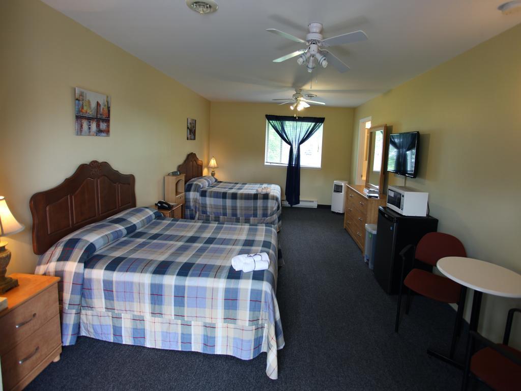Motel Parc Beaumont Inc. 객실 사진